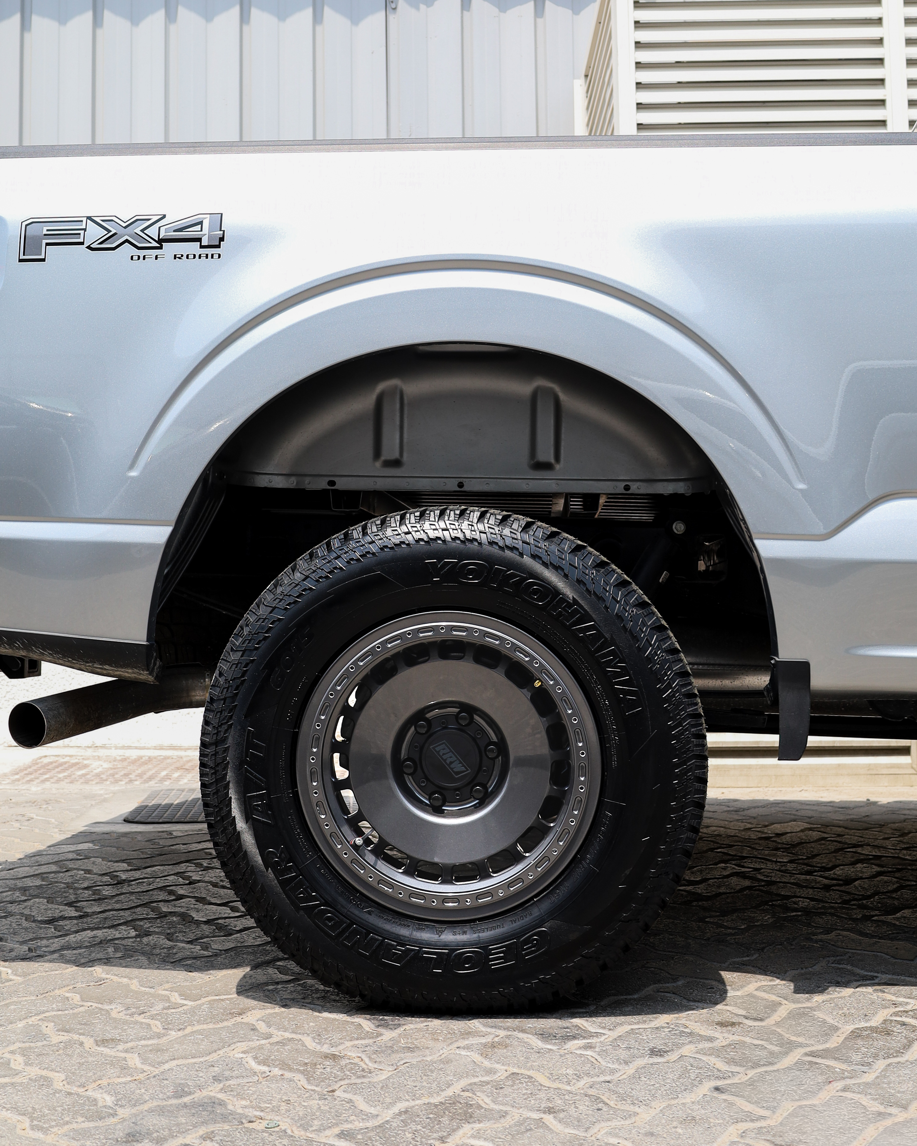 2025 FORD F150 gallery image 4
