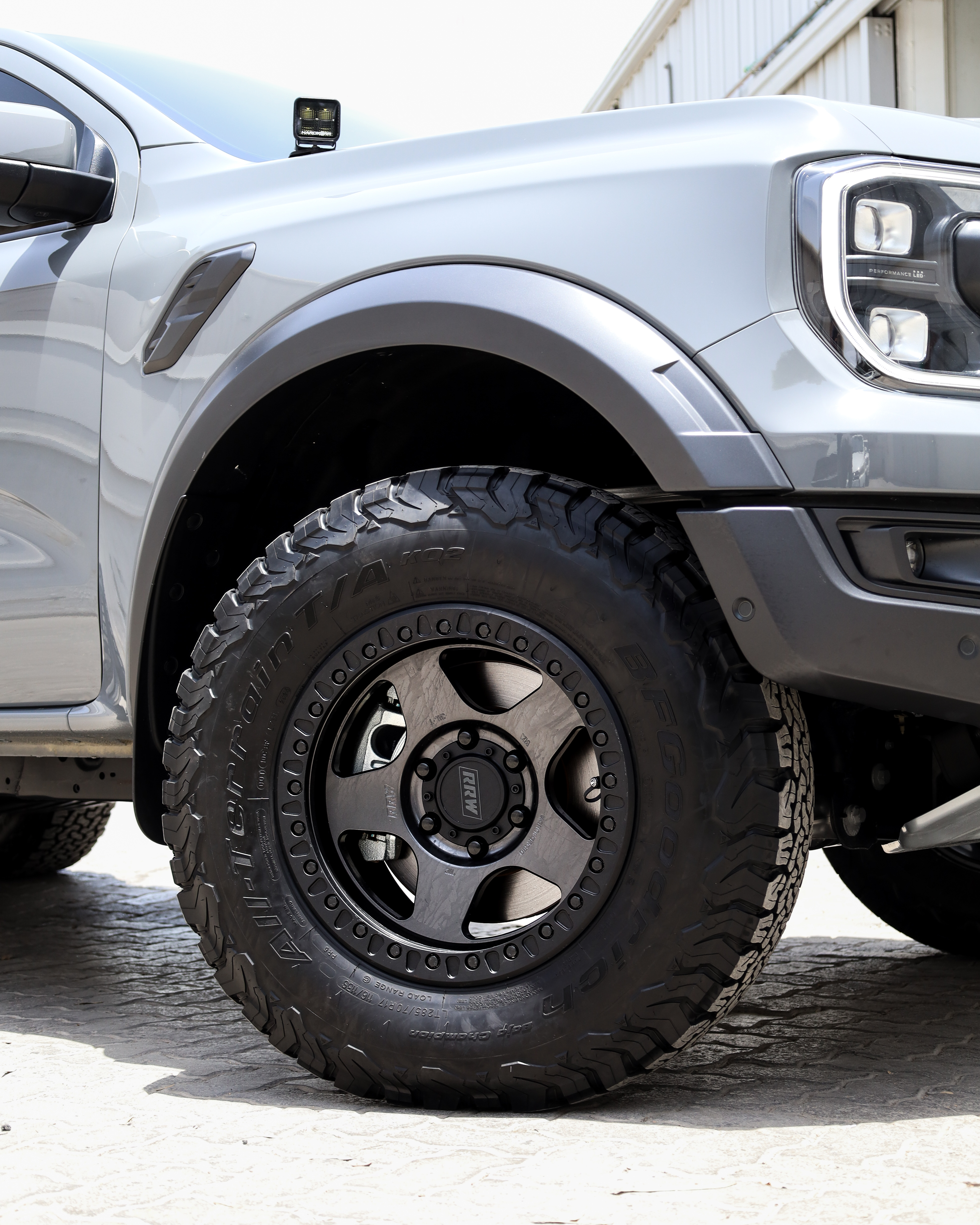 2025 FORD RANGER RAPTOR gallery image 2