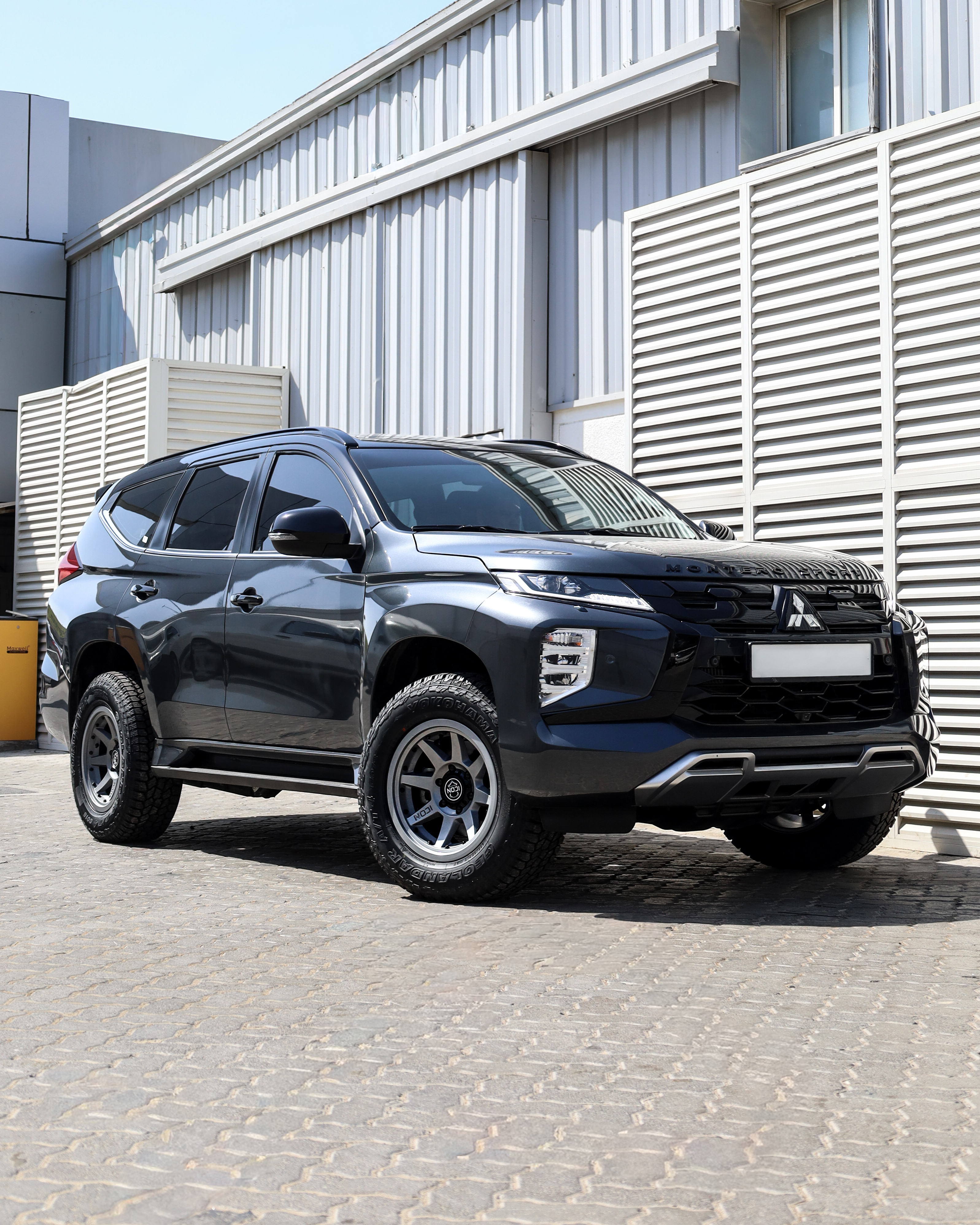 2021 MITSUBISHI MONTERO SPORT