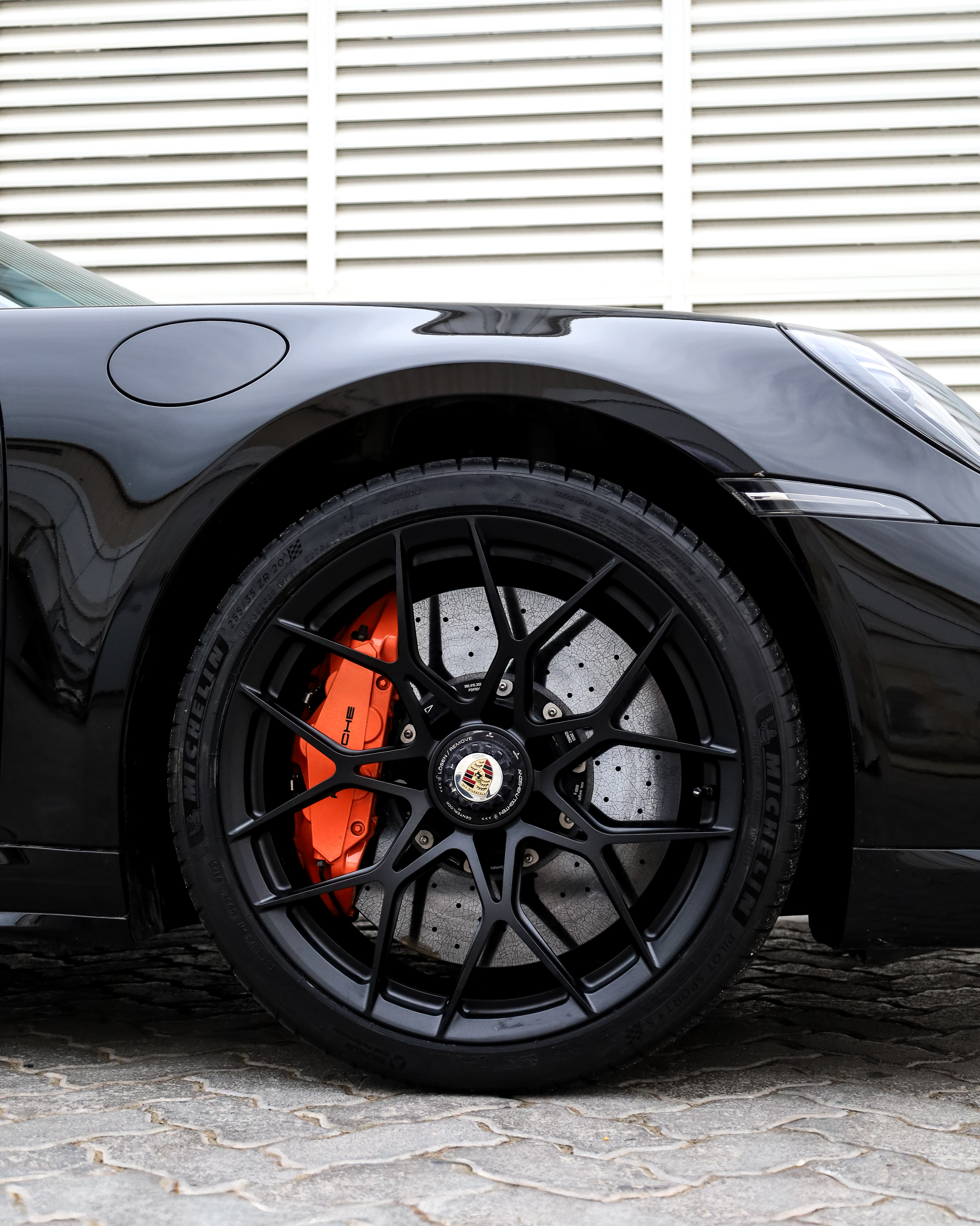 2021 PORSCHE 911 gallery image 5