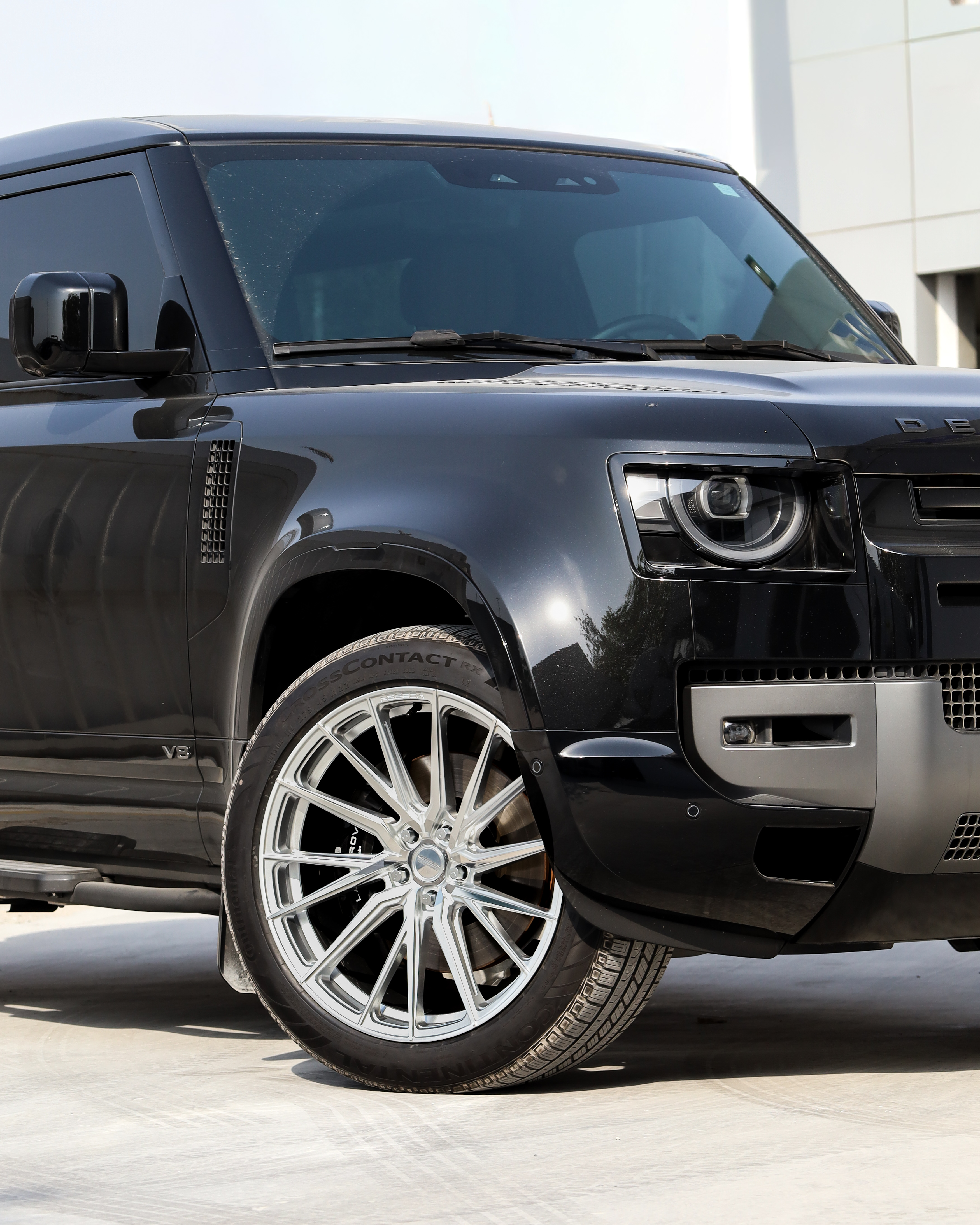 2026 LAND ROVER DEFENDER gallery image 2