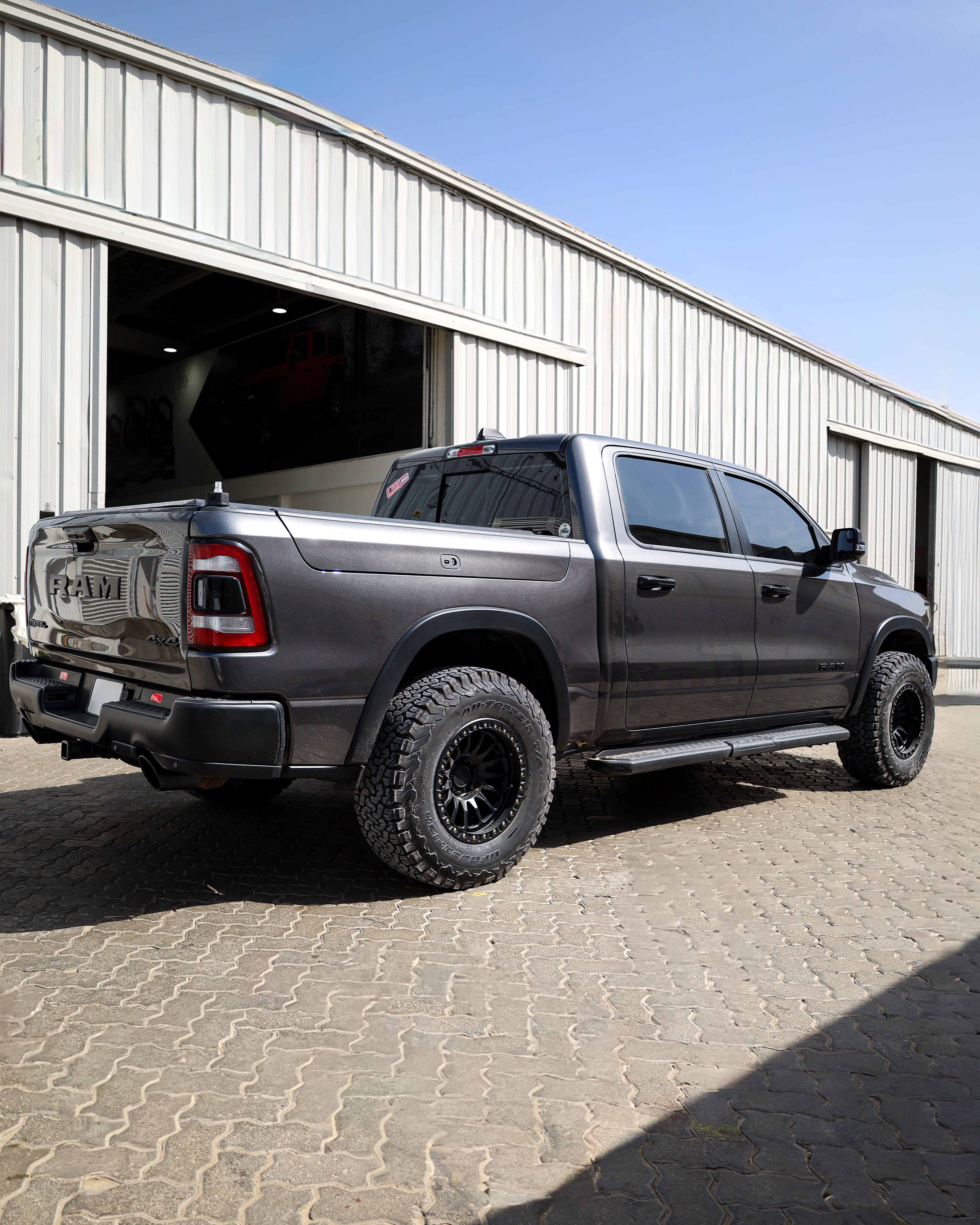 2020 DODGE RAM gallery image 3