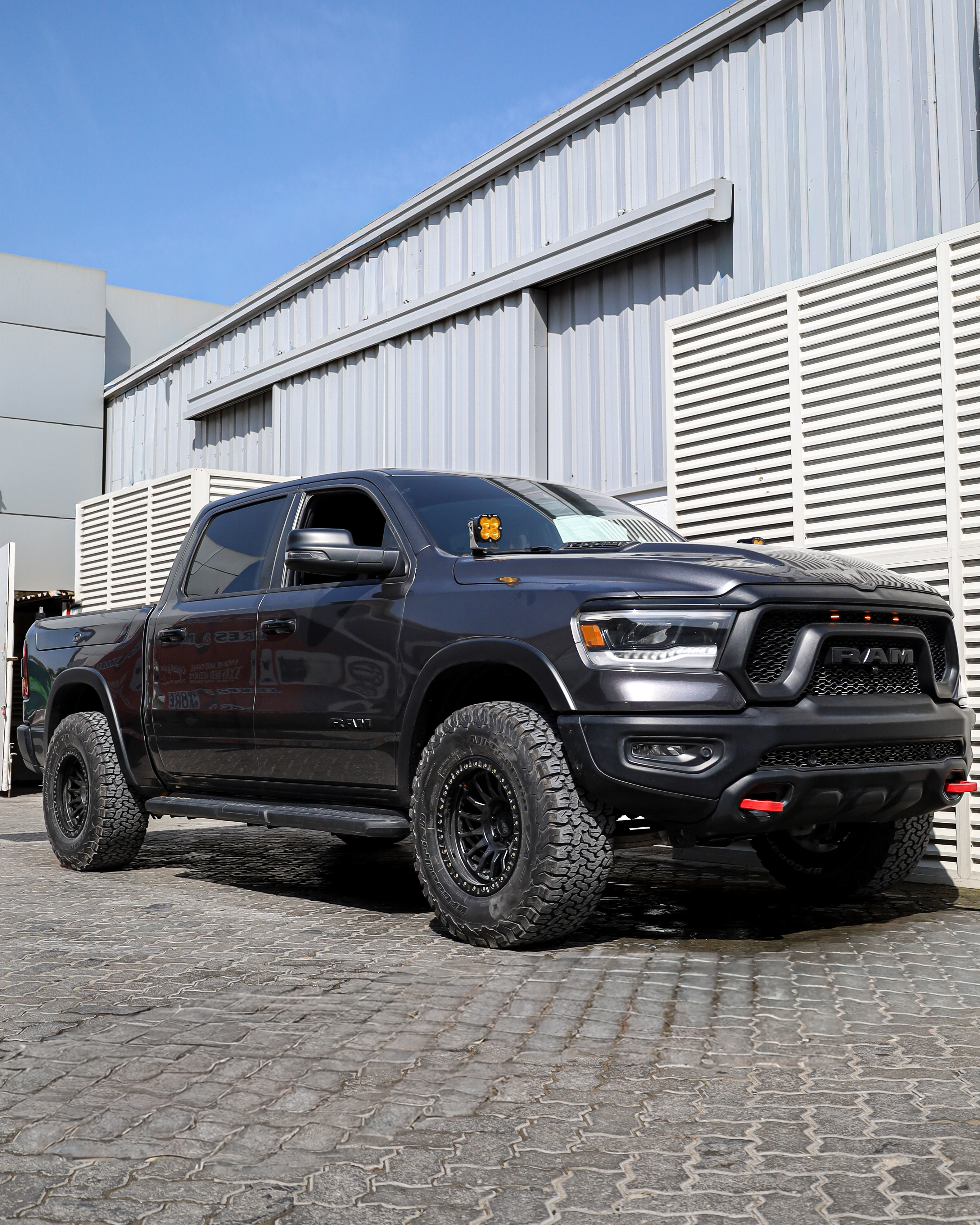 2020 DODGE RAM gallery image 5