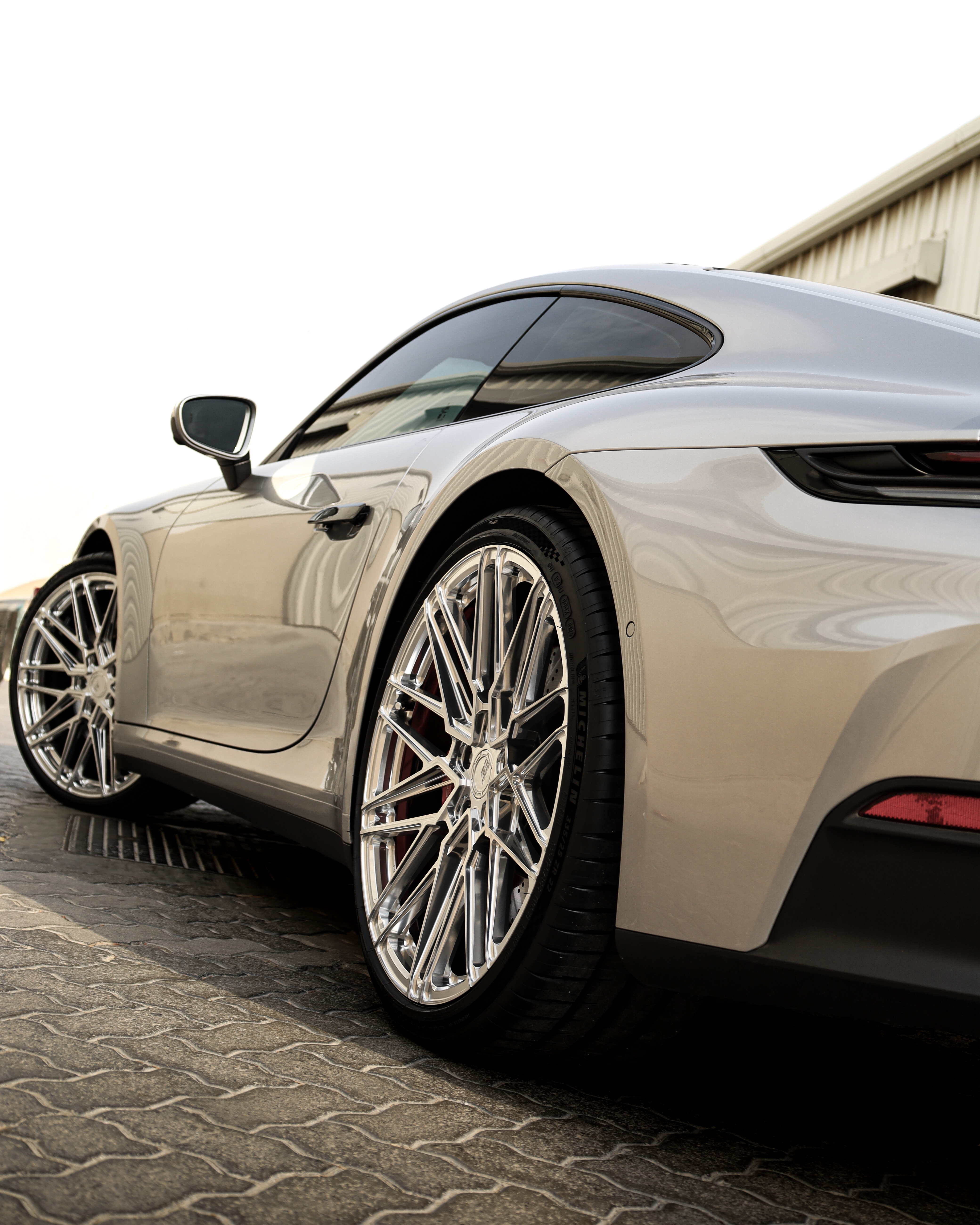 2026 PORSCHE 911 gallery image 4
