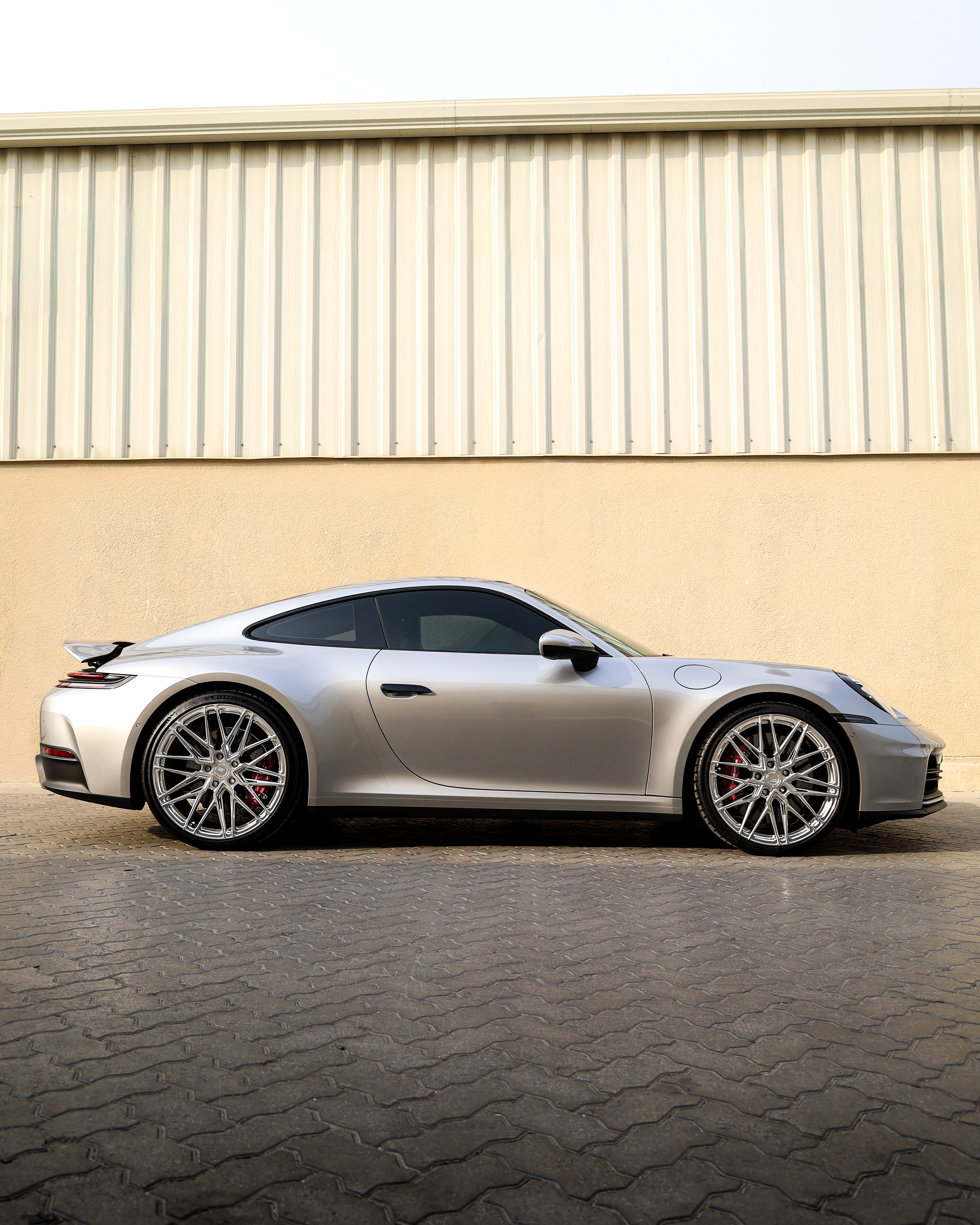 2026 PORSCHE 911 gallery image 5