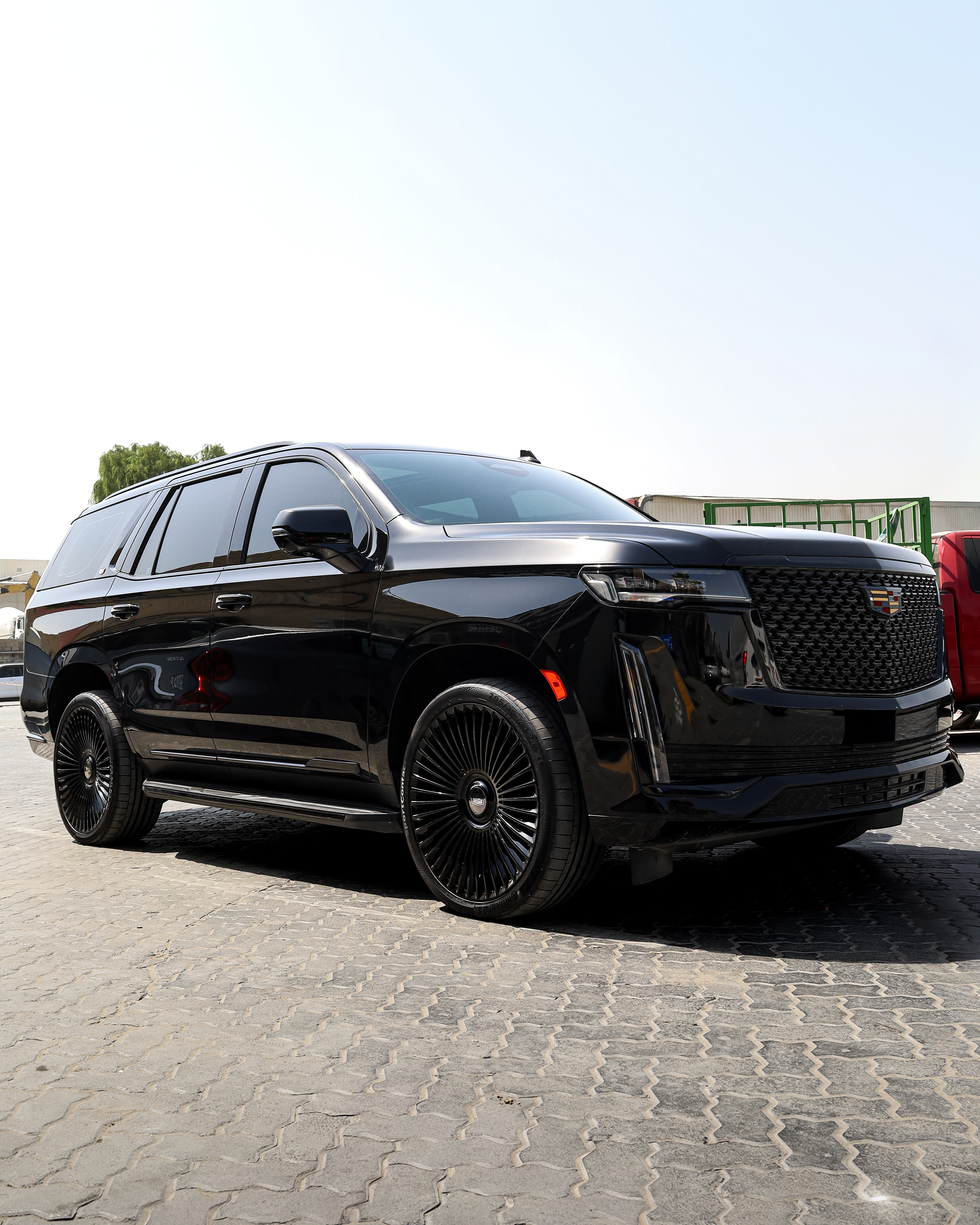 2022 CADILLAC ESCALADE gallery image 3