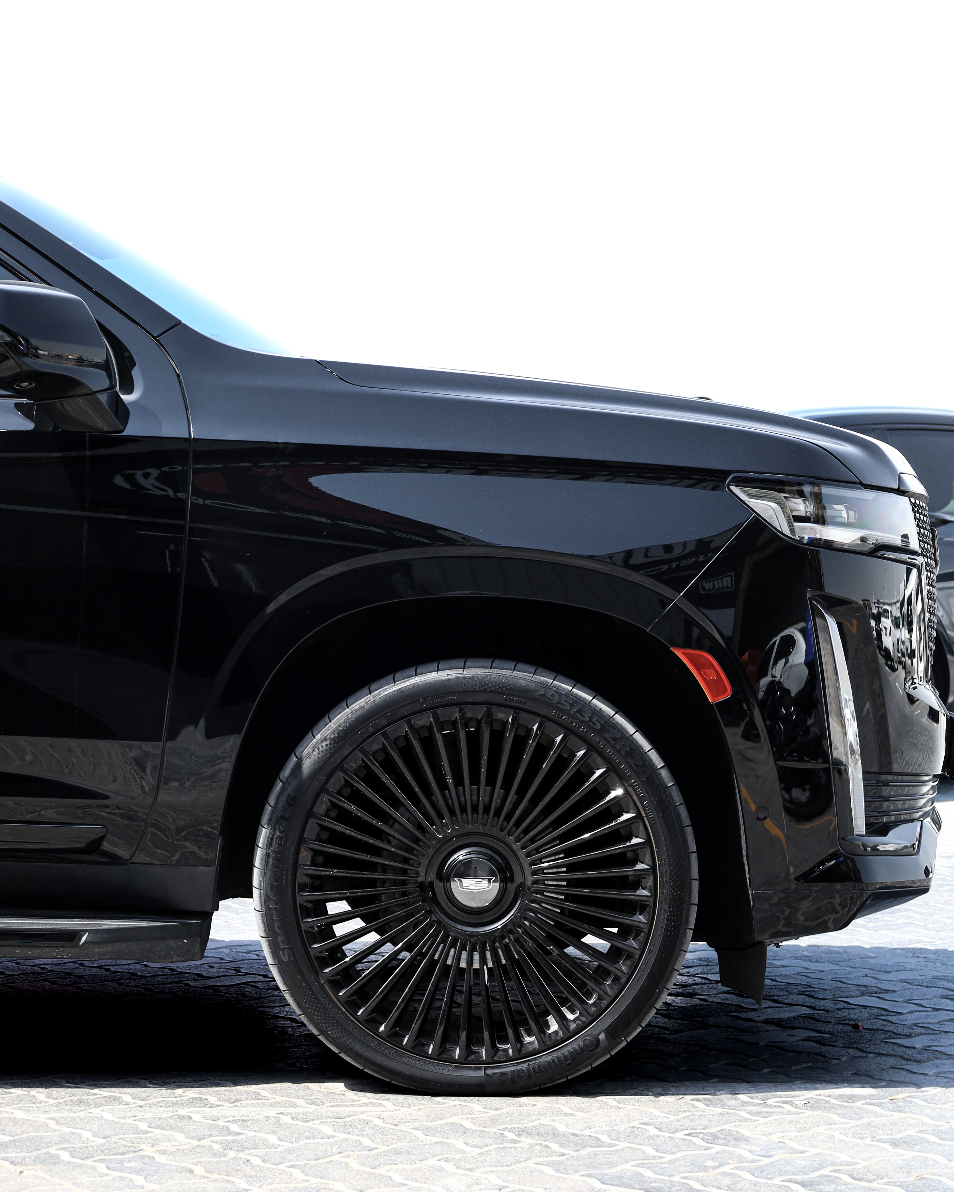 2022 CADILLAC ESCALADE gallery image 5