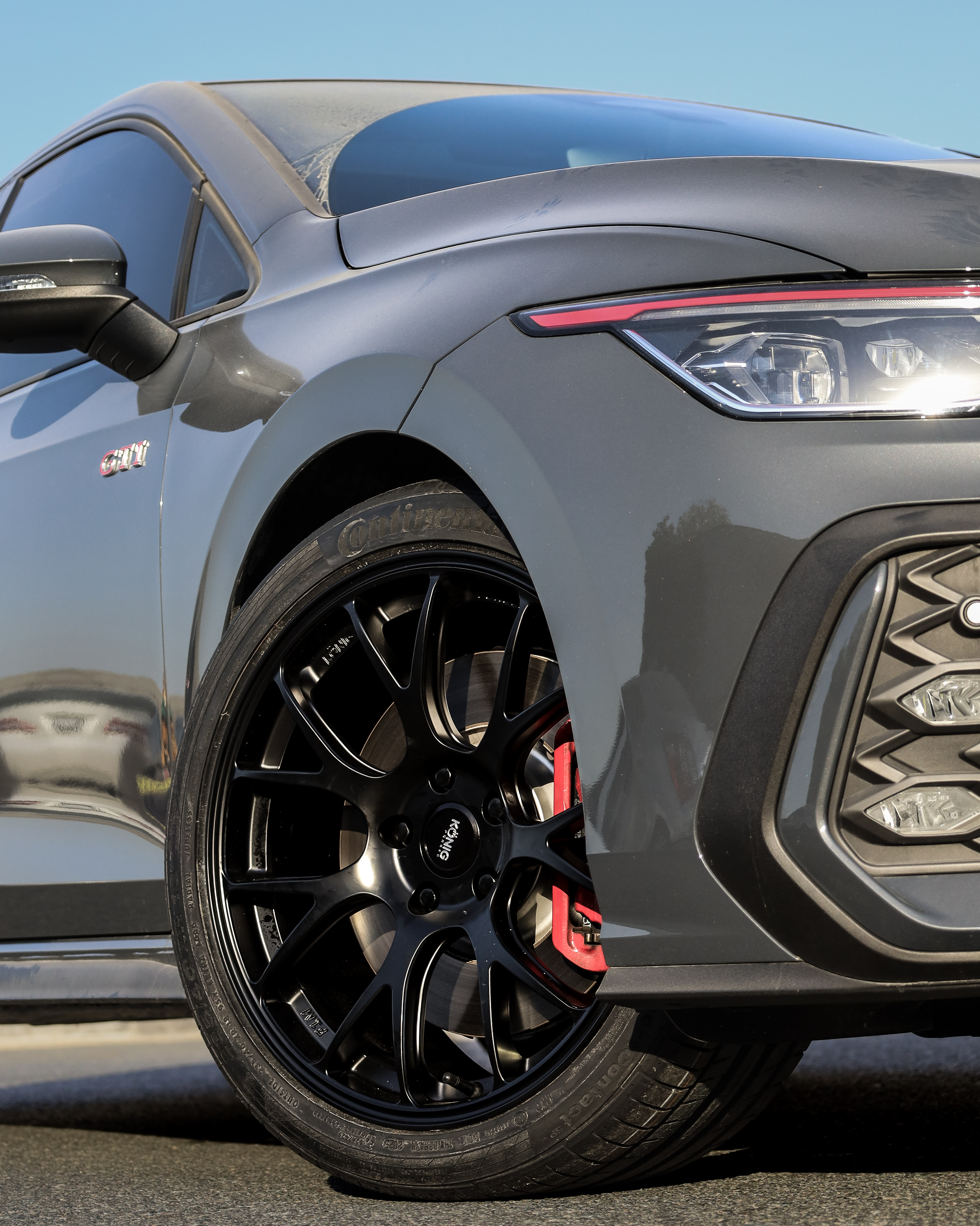 2026 VOLKSWAGEN GOLF gallery image 5