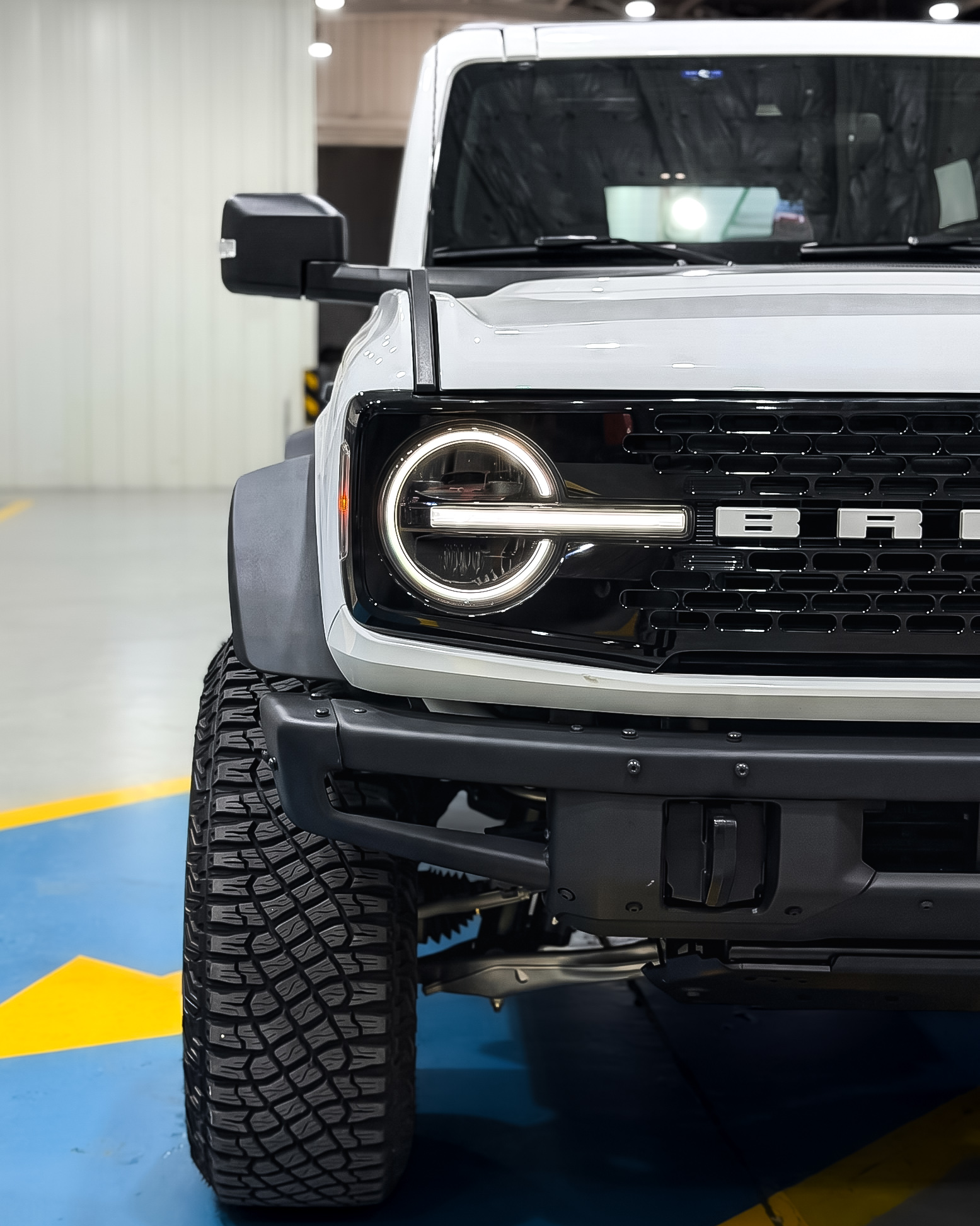 2023 FORD BRONCO gallery image 4