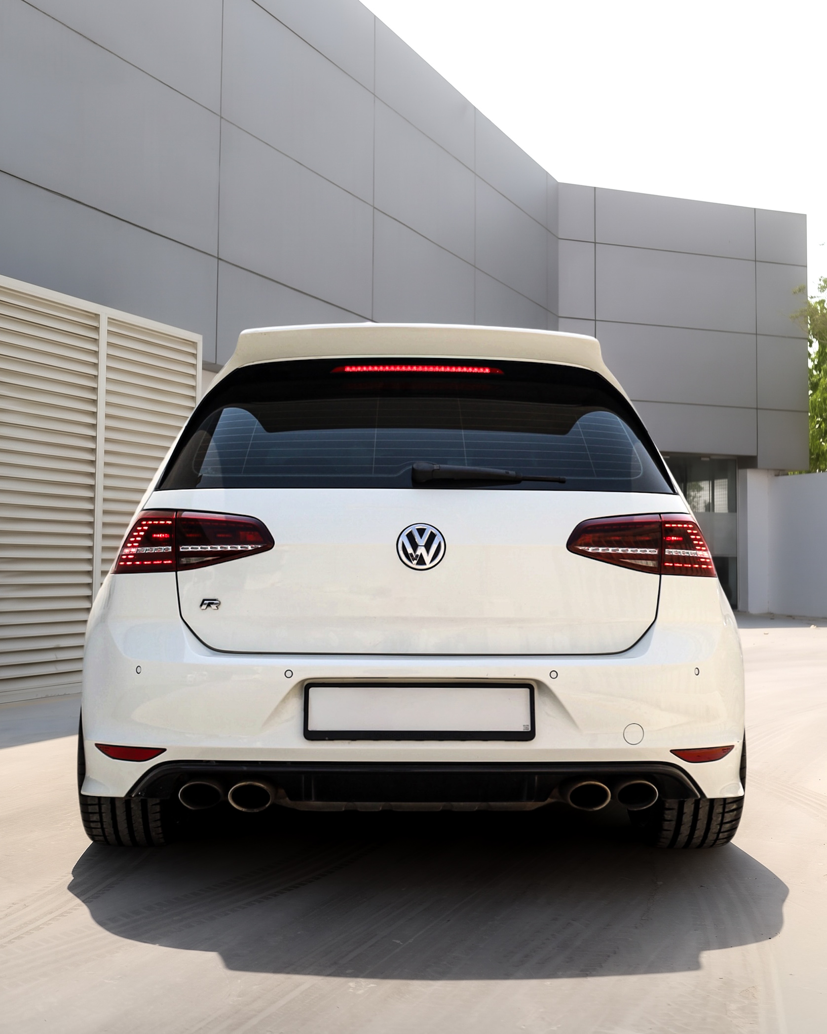 2019 VOLKSWAGEN GOLF gallery image 4