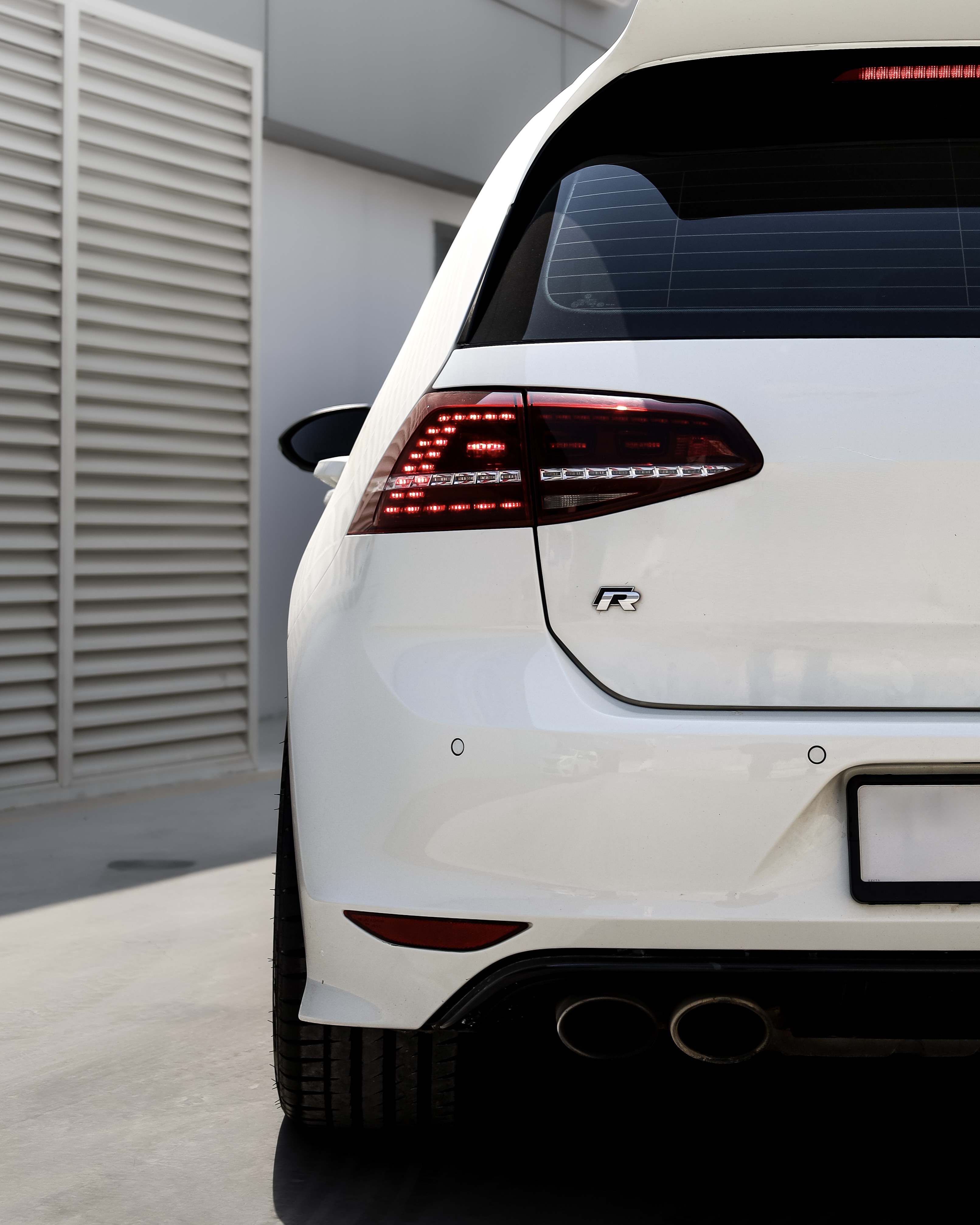 2019 VOLKSWAGEN GOLF gallery image 8