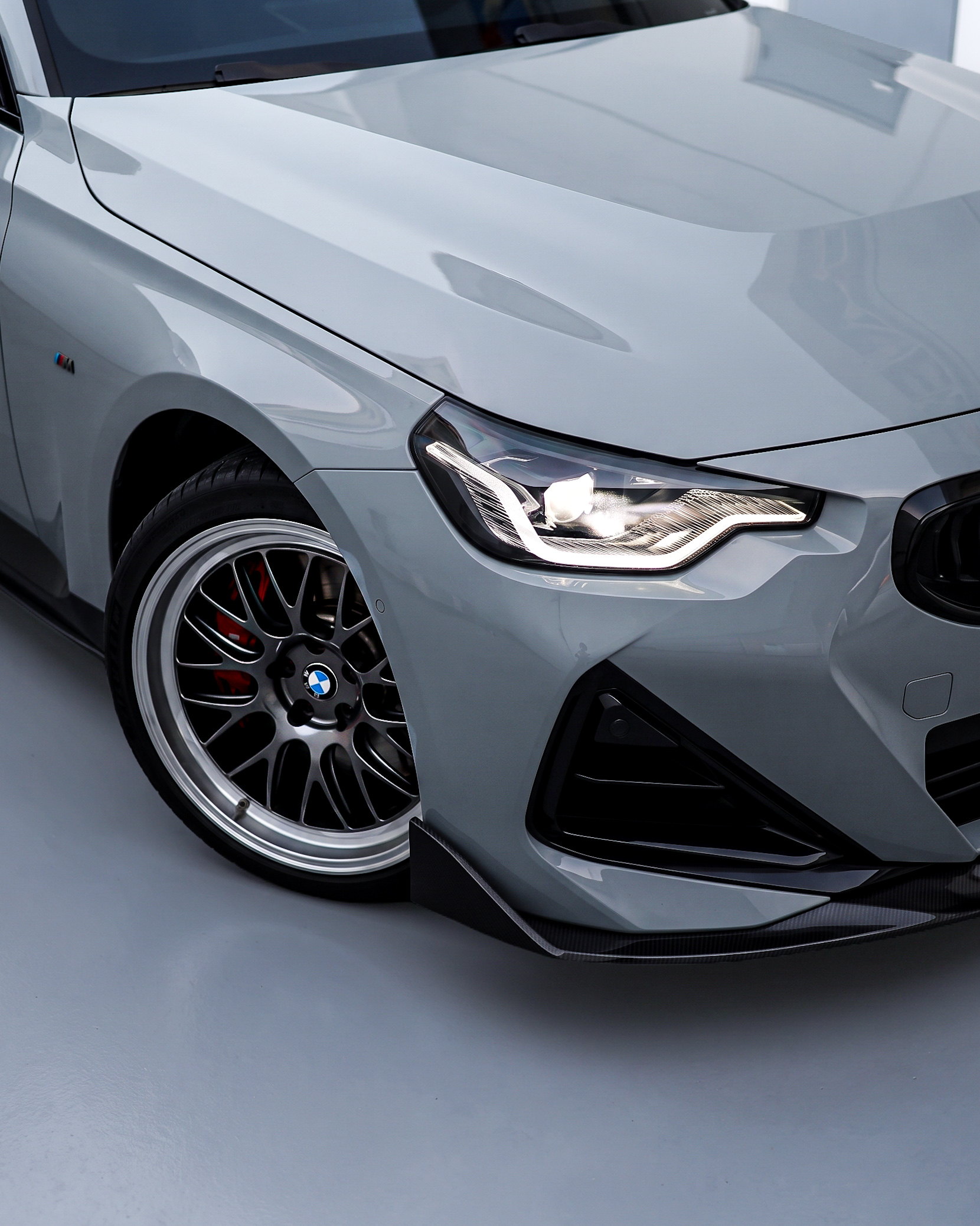2024 BMW  2 SERIES gallery image 2
