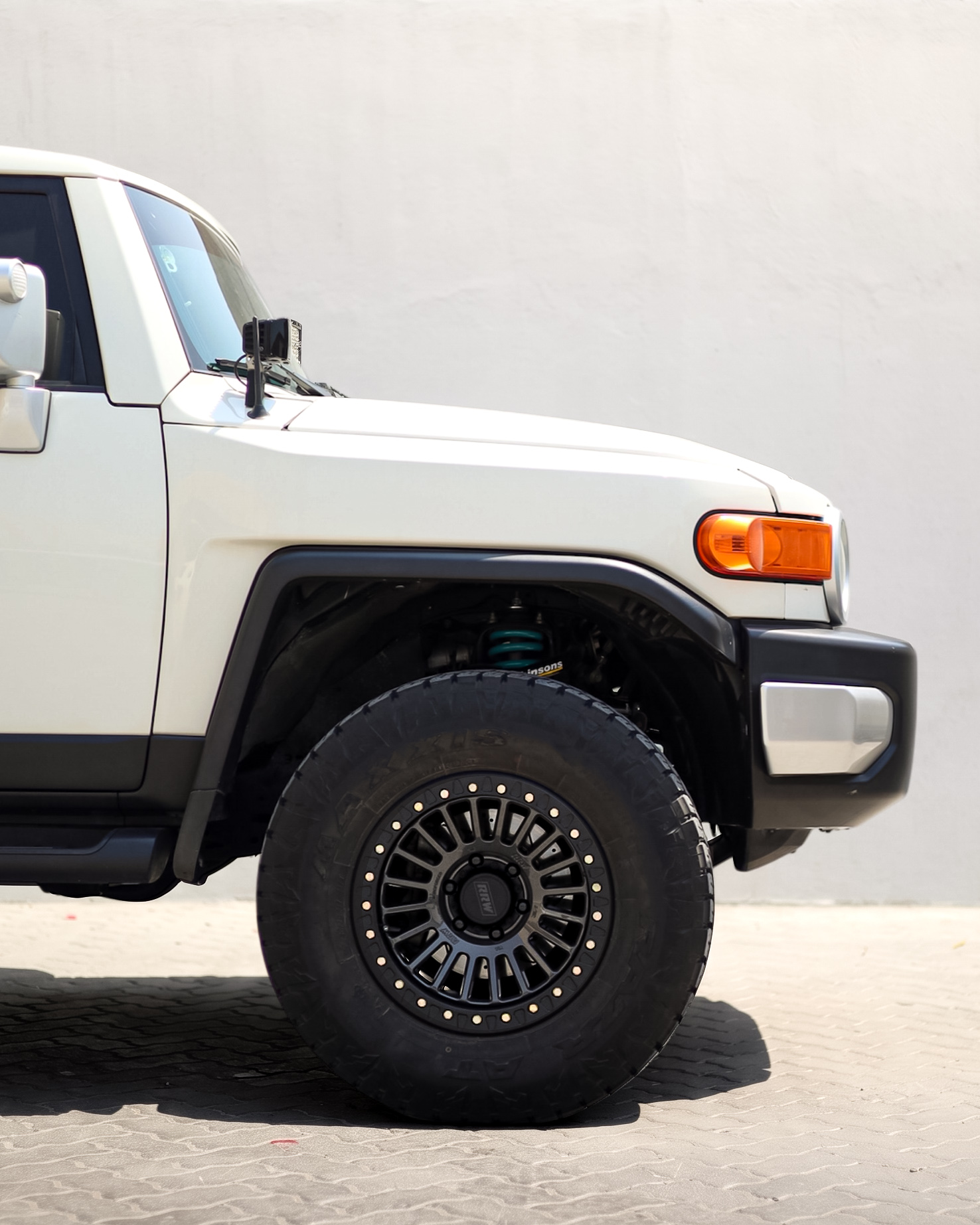 2023 TOYOTA  FJ CRUISER gallery image 3