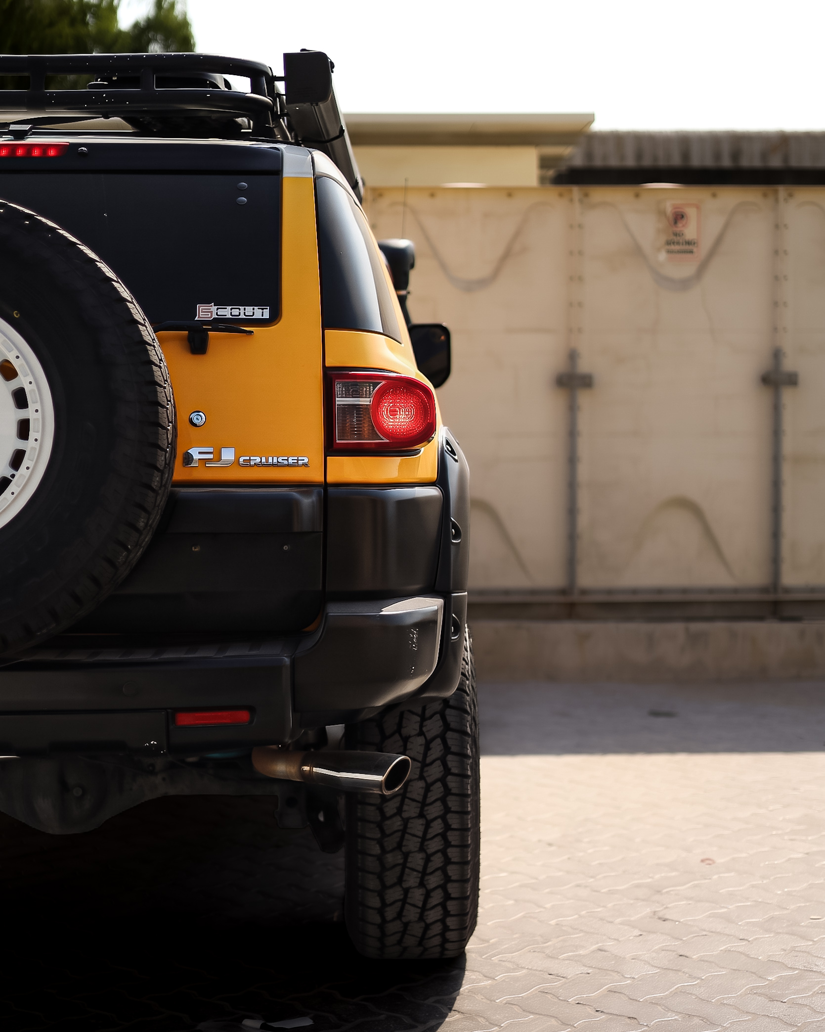 2007 TOYOTA FJ CRUISER gallery image 8