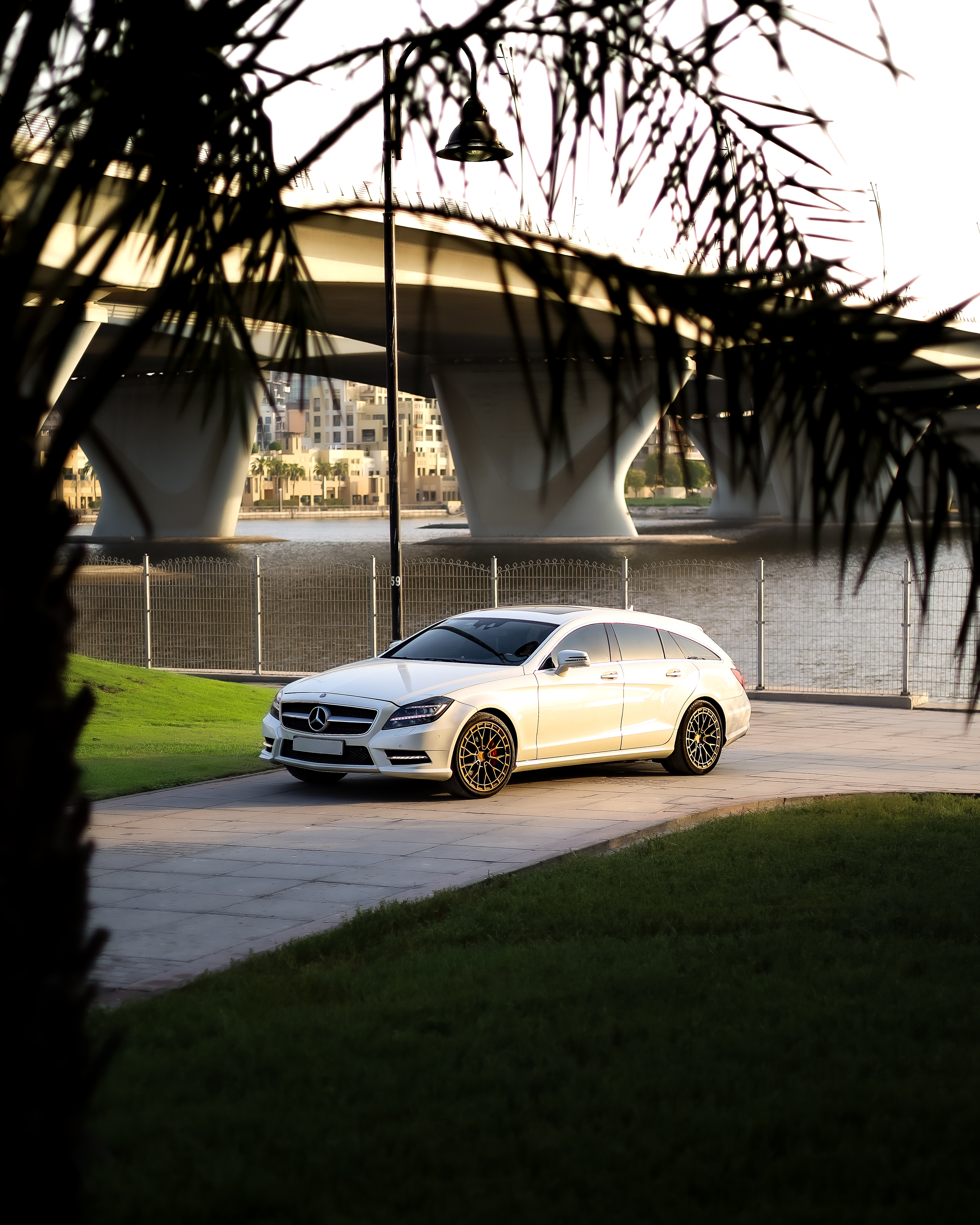 2013 MERCEDES BENZ CLS CLASS \ AMG CLASS gallery image 4