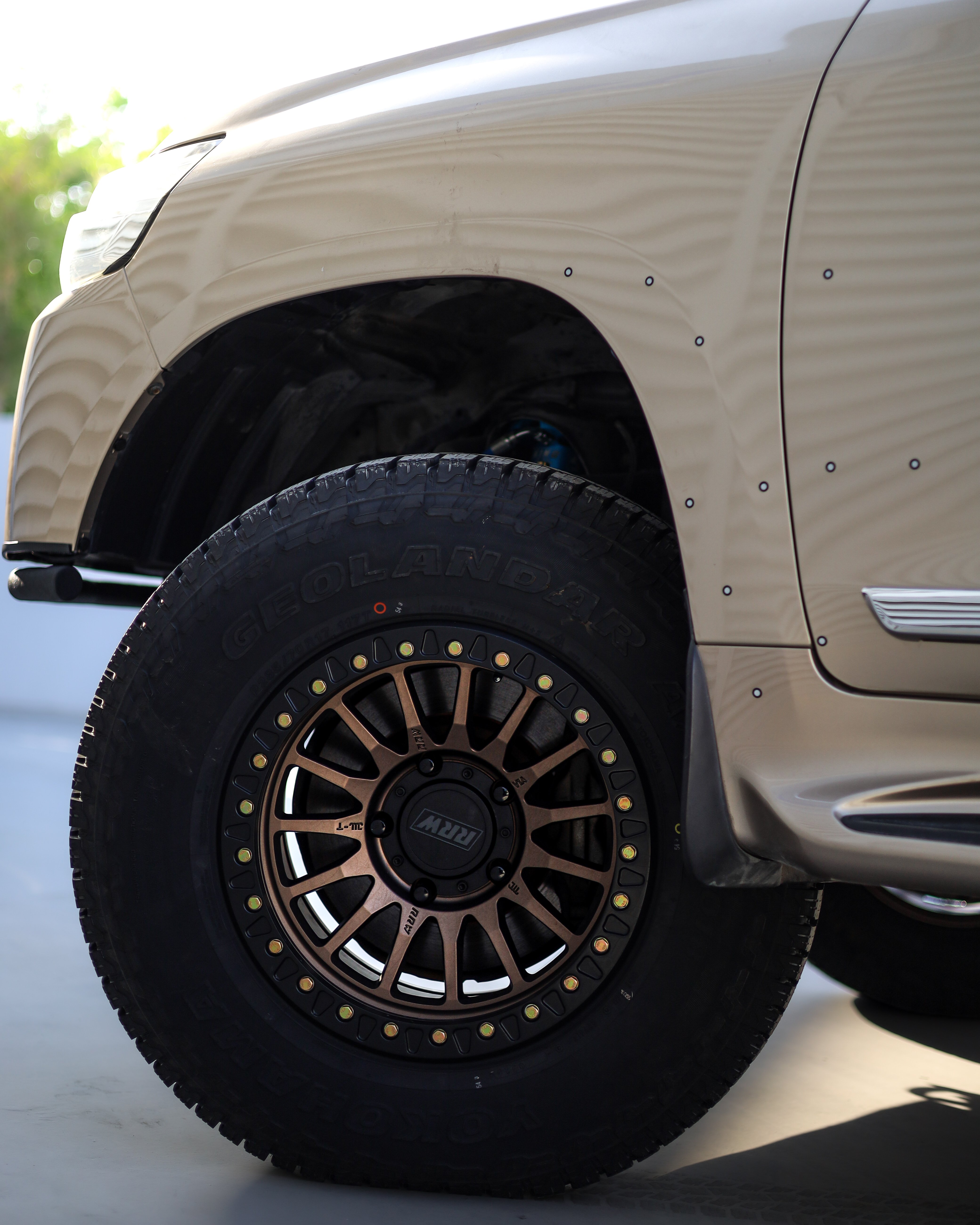 2016 TOYOTA LAND CRUISER 200 gallery image 6