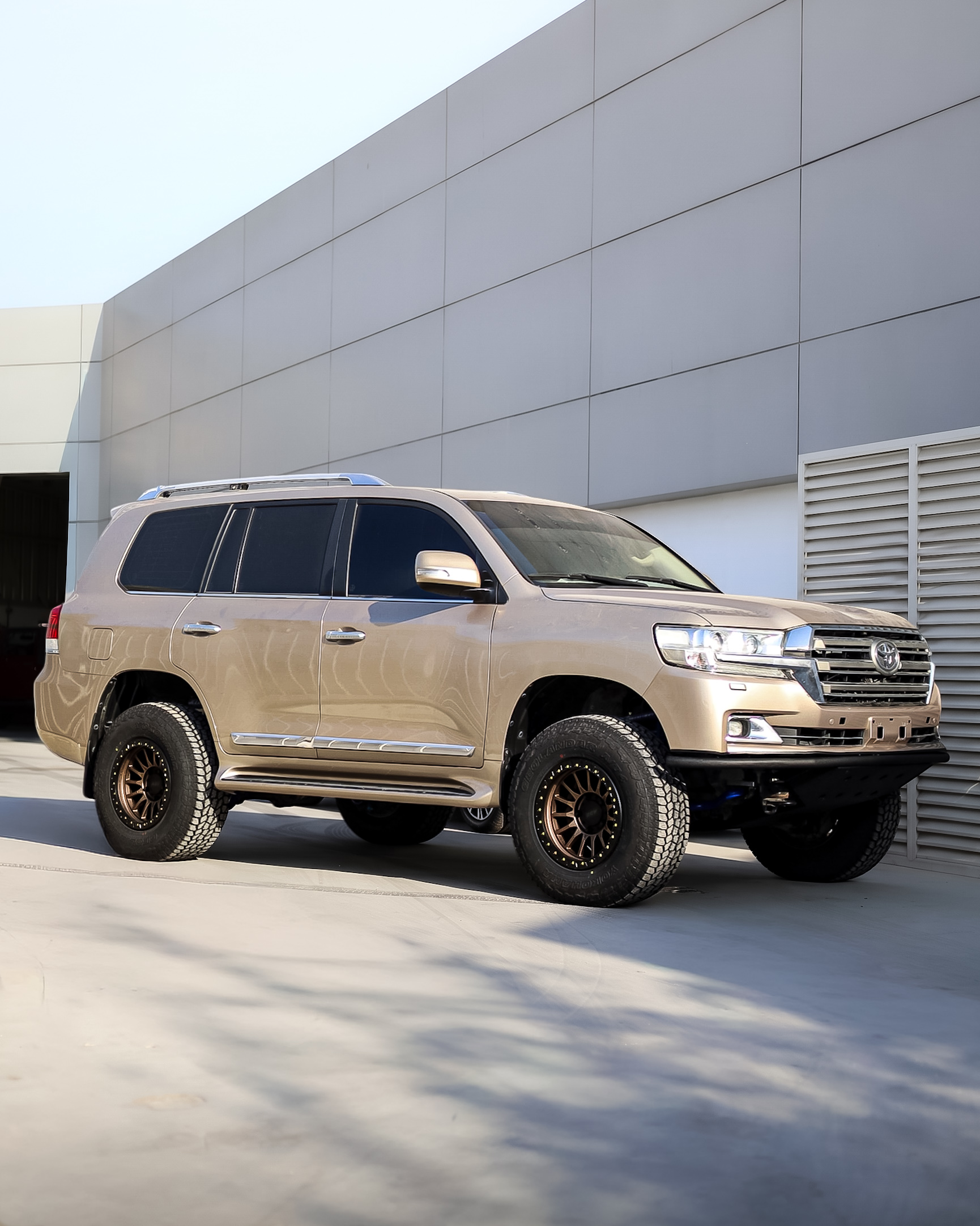 2016 TOYOTA LAND CRUISER 200 gallery image 7