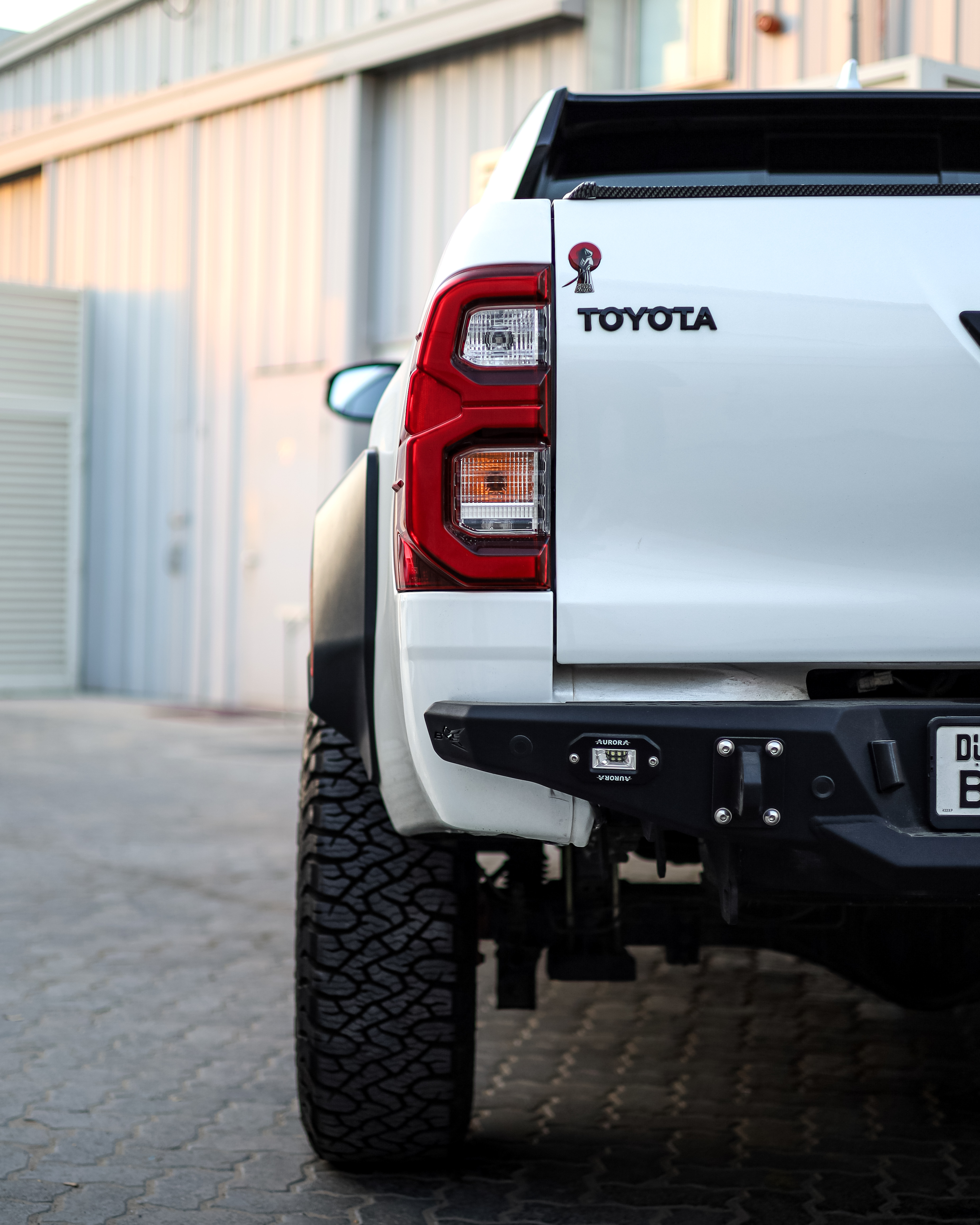 2025 TOYOTA HILUX gallery image 5