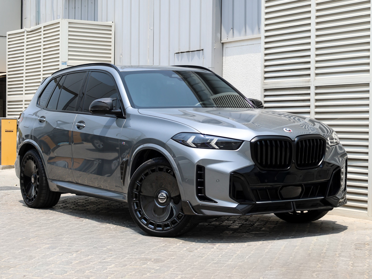 2025 BMW X5 fitted with Designer LX-06 Brushed Silver Wheel
