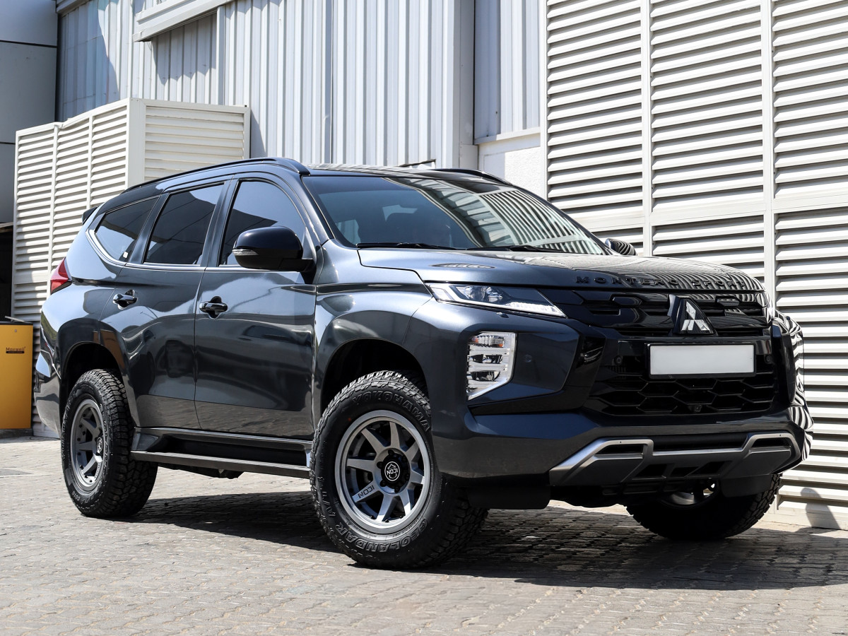 2021 MITSUBISHI MONTERO SPORT
