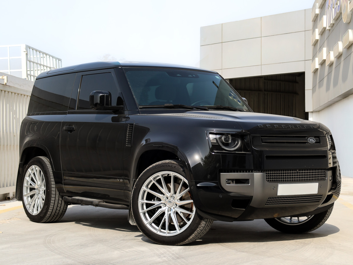 2026 LAND ROVER DEFENDER
