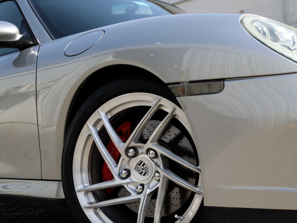 2004 PORSCHE  911