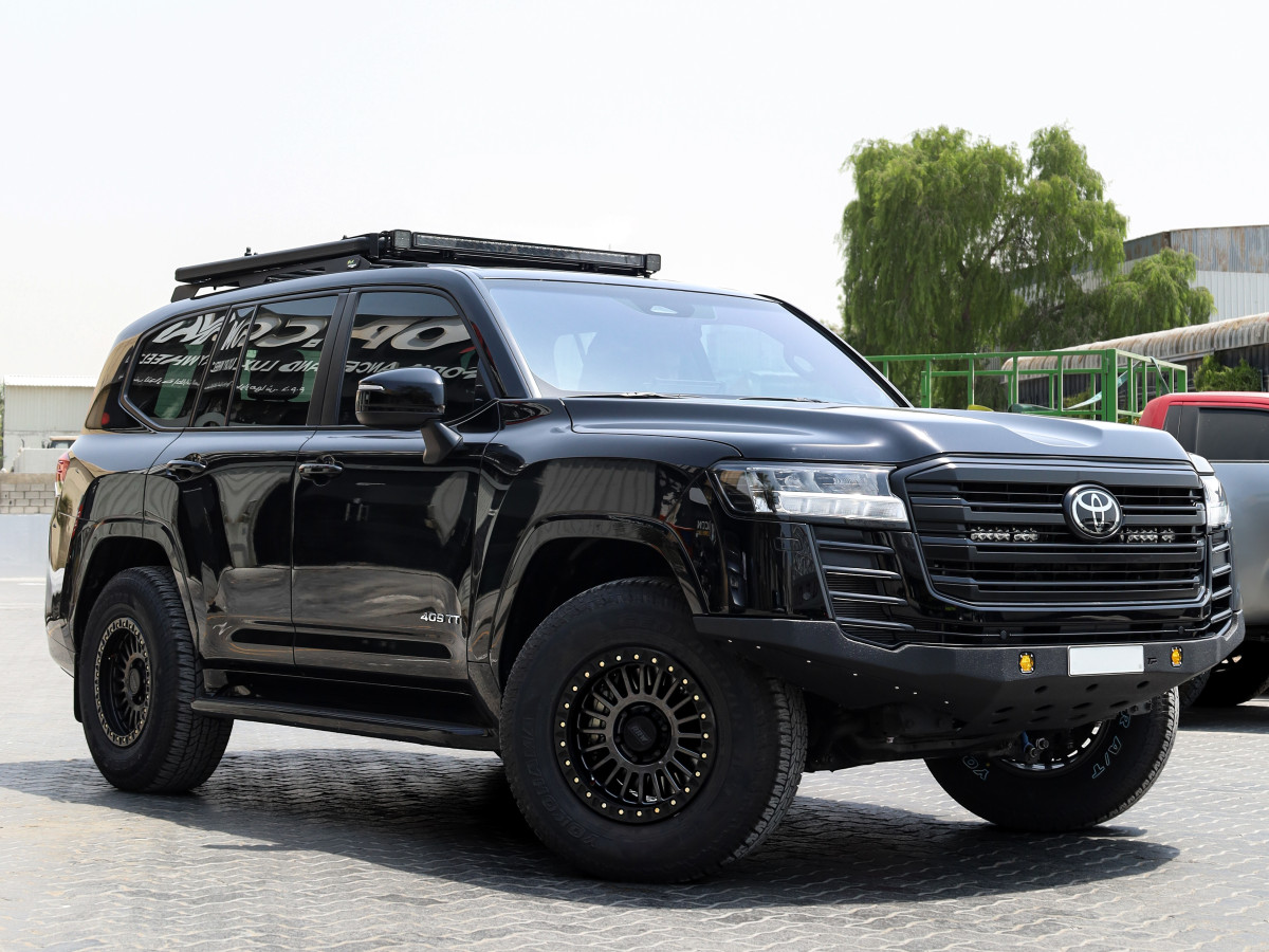 2024 TOYOTA LAND CRUISER 300