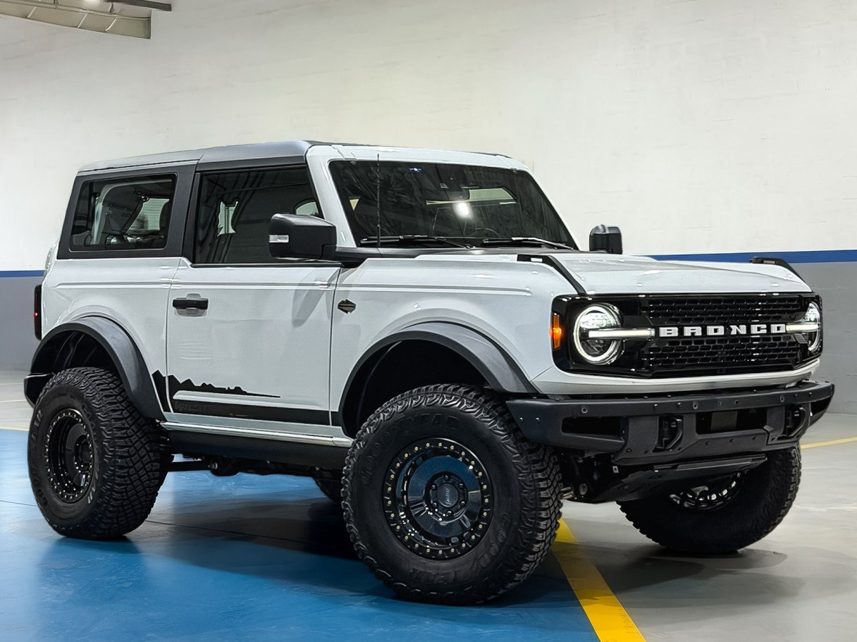 2023 FORD BRONCO