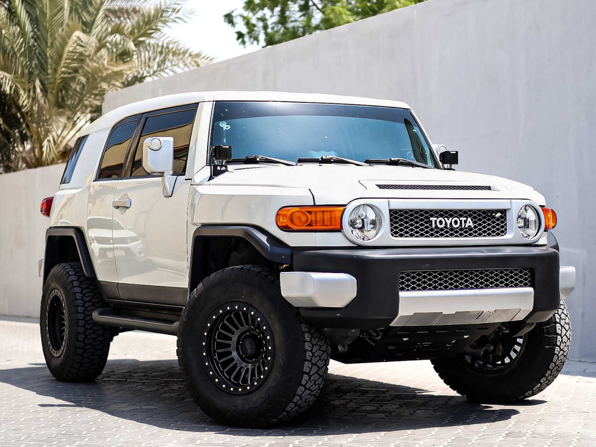 2023 TOYOTA  FJ CRUISER